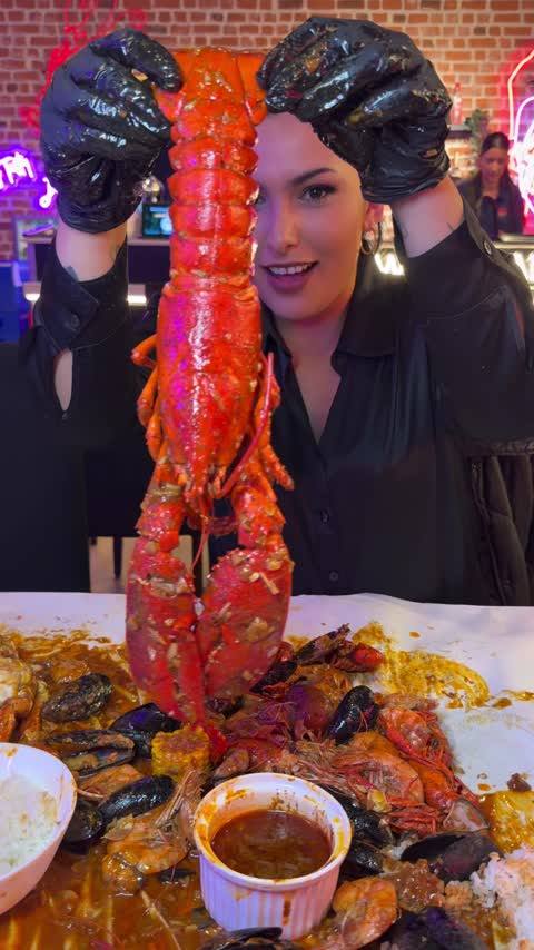 WOWCRAB reel